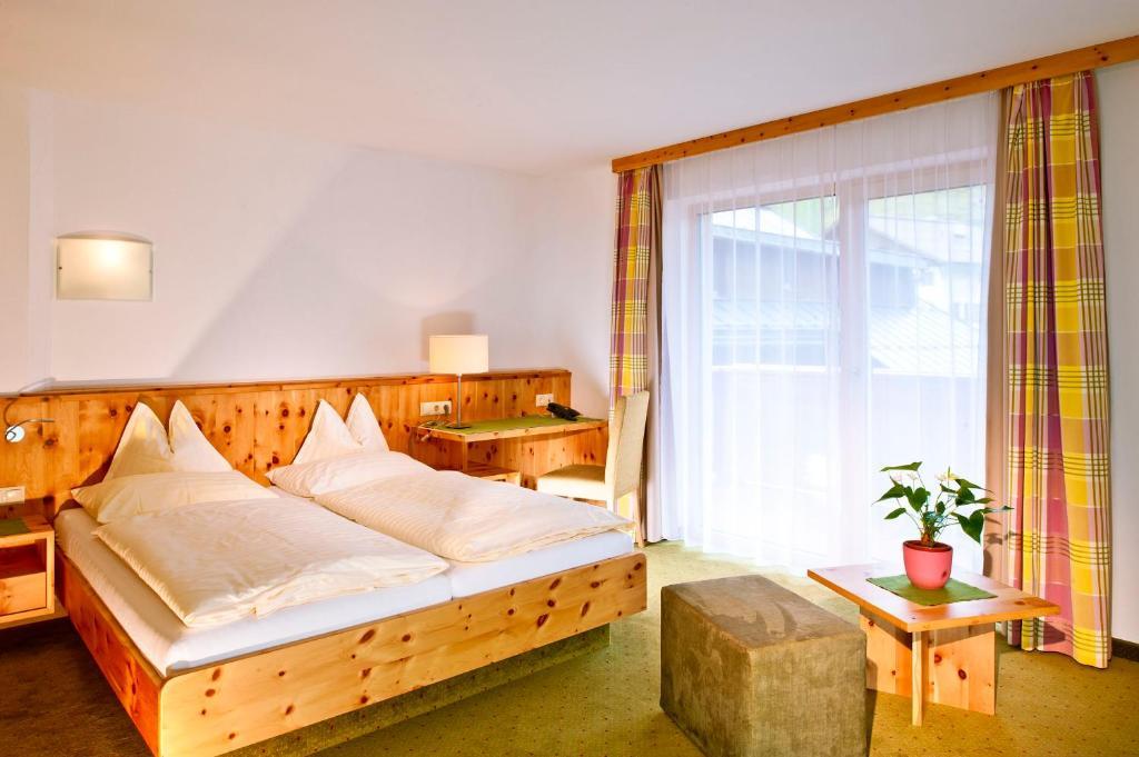 Hotel Mathiesn Obergurgl Room photo